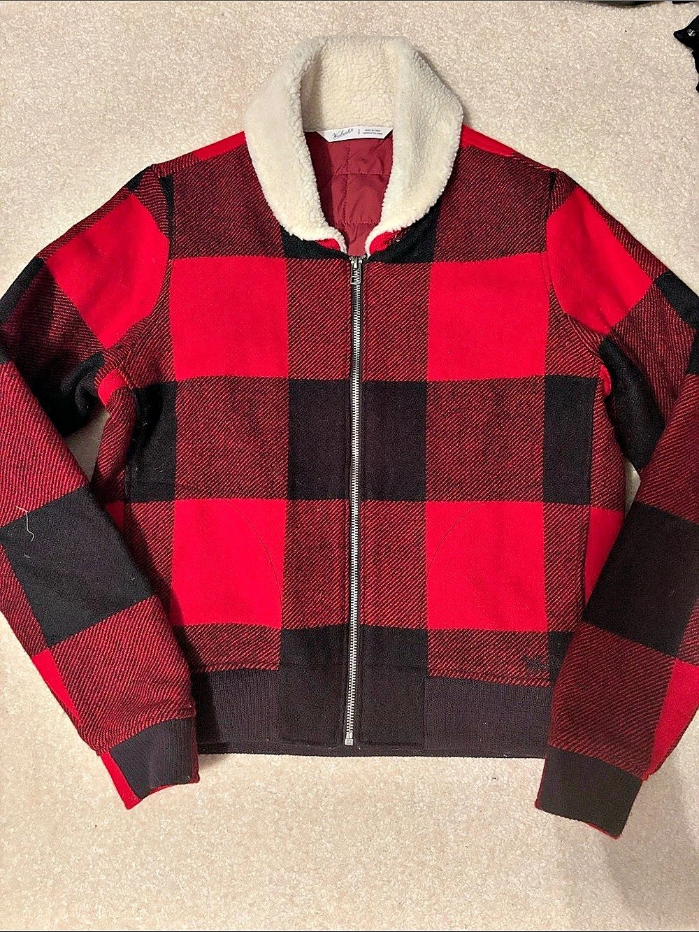 Woolrich Plaid Sherpa Collar Bomber in Red & Black Size Small LikeNew